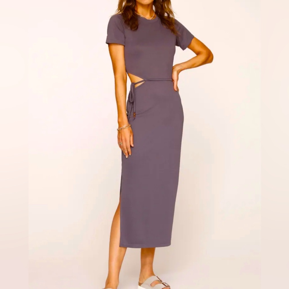 Heartloom NWT Side Cut Out Short Sleeve Midi Dress in Galaxy